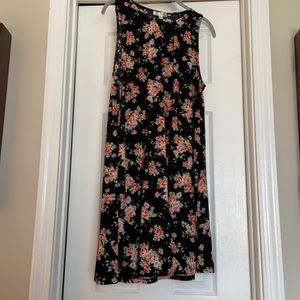 Nine Britton flower dress size large
